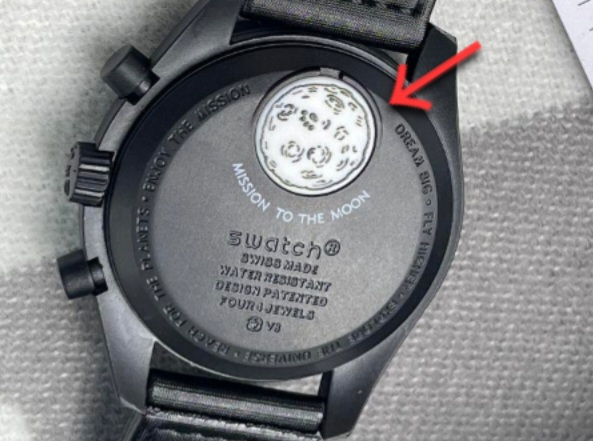 オメガスウォッチ(スヌーピー)偽物の見分け方　omega swatch fake imitation 