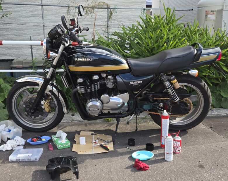 ゼファー750　スプロケットカバー交換　スプロケカバー