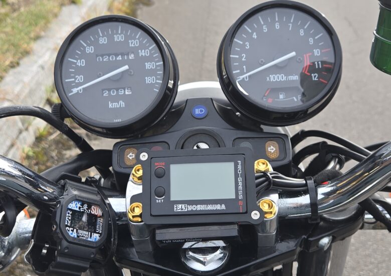ゼファー750　ヨシムラ　プログレス２　ステー　バグース　